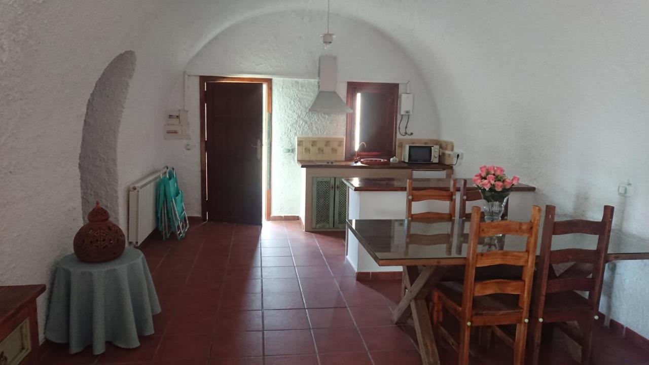 Apartamentos Rurales Mirador Del Negratin Cuevas del Campo Bagian luar foto