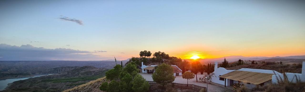 Apartamentos Rurales Mirador Del Negratin Cuevas del Campo Bagian luar foto
